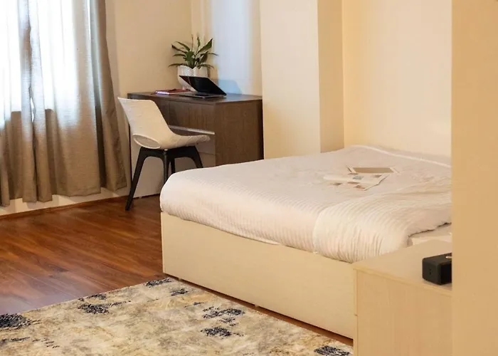 2bhk Pristine Terrace In Appartement *